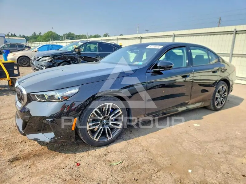 2025 BMW 530 photo