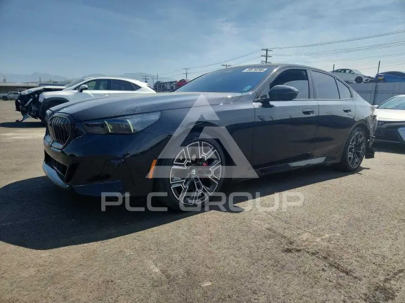 2025 BMW 530 photo