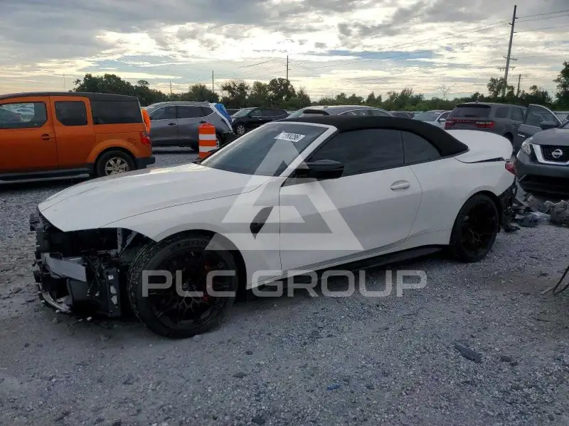 2025 BMW M4 фото