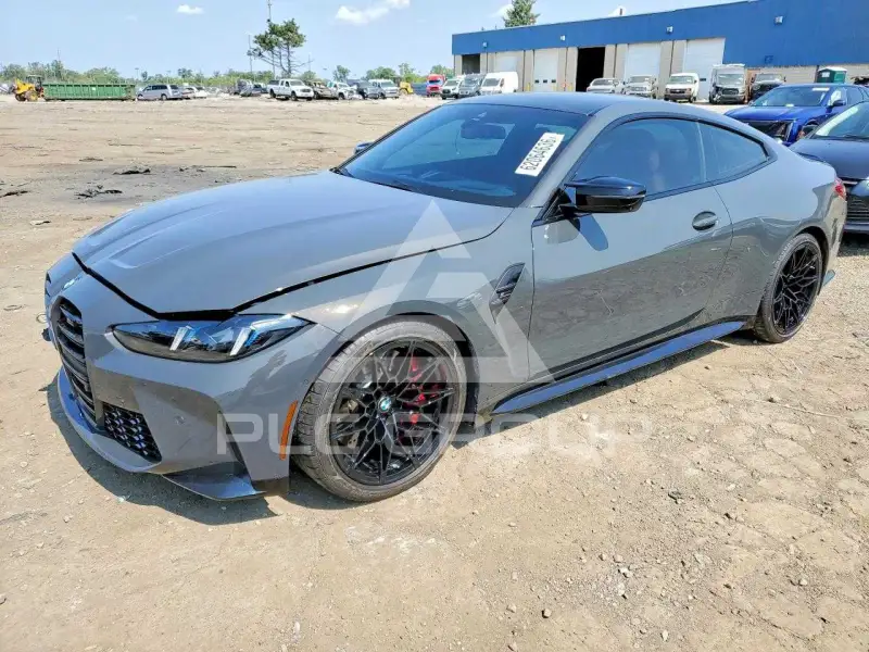 2025 BMW M4 photo