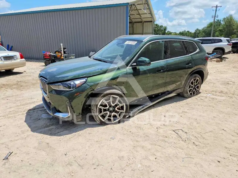 2025 BMW X1 фото