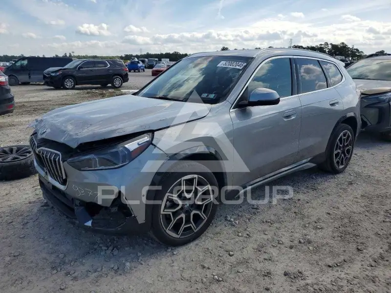 2025 BMW X1 photo