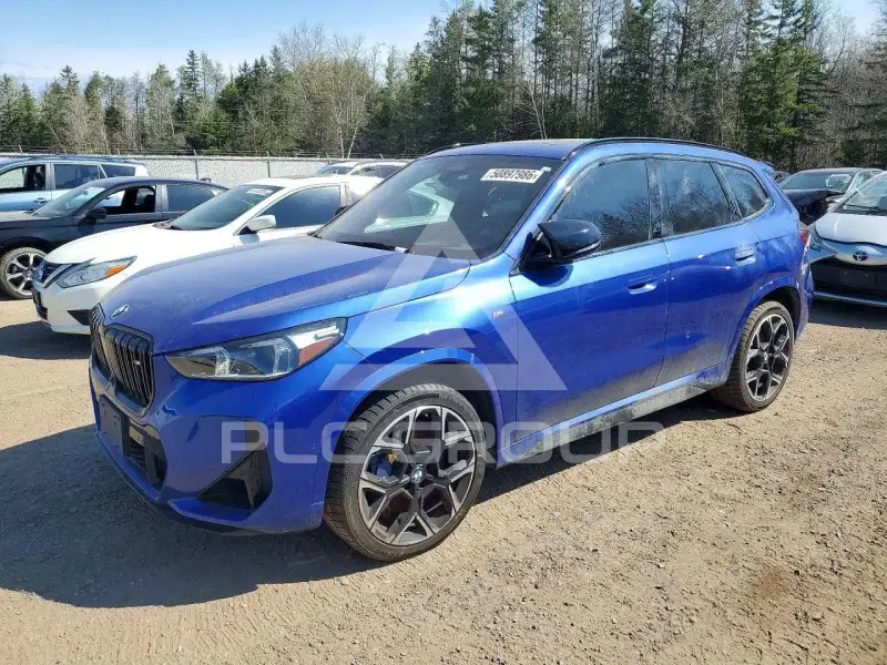 2025 BMW X1 photo