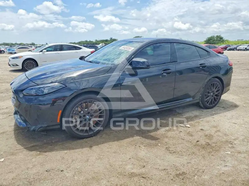 2025 BMW M2 фото
