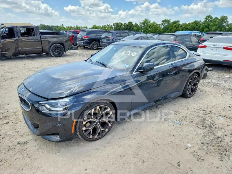 2025 BMW 230 фото