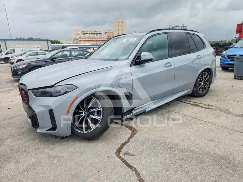 2025 BMW X5 photo