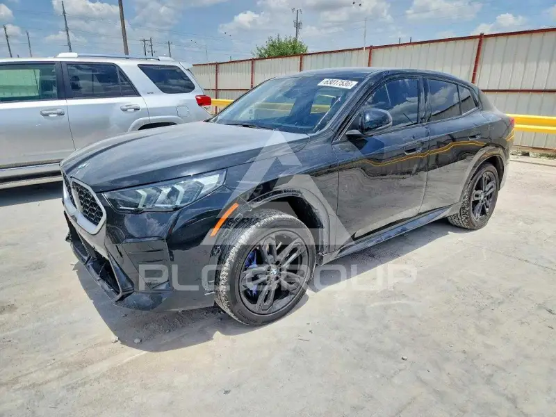 2025 BMW X2 фото