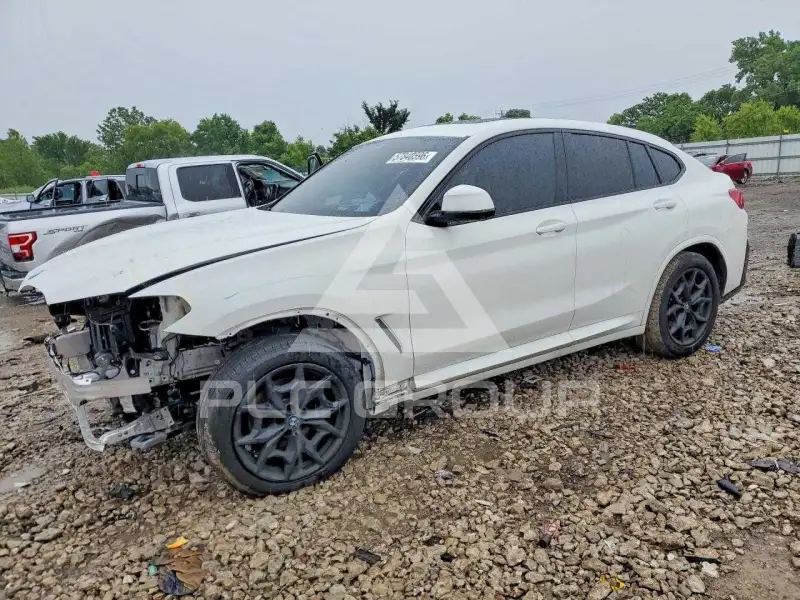 2025 BMW X4 photo