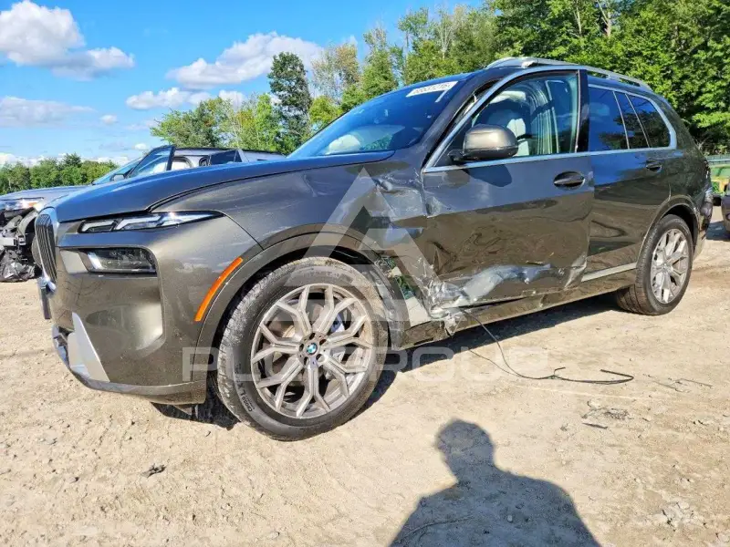 2025 BMW X7 фото