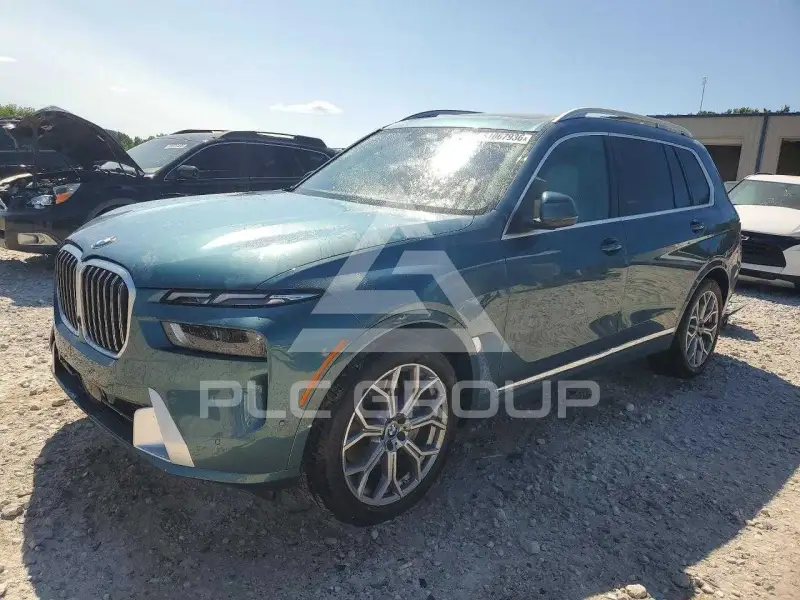 2025 BMW X7 фото