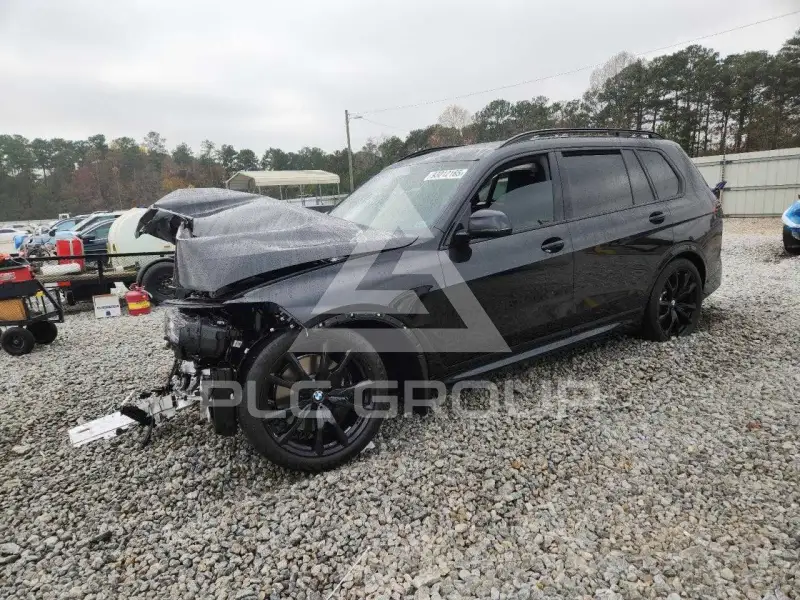 2025 BMW X7 фото