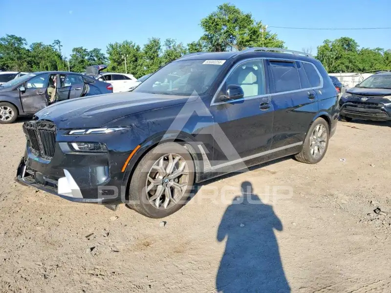 2025 BMW X7 фото