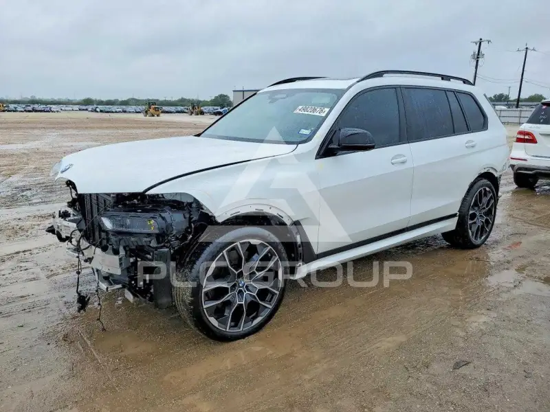 2025 BMW X7 фото