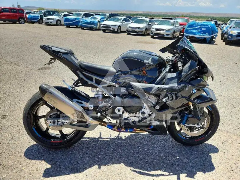 2025 BMW S1000 photo