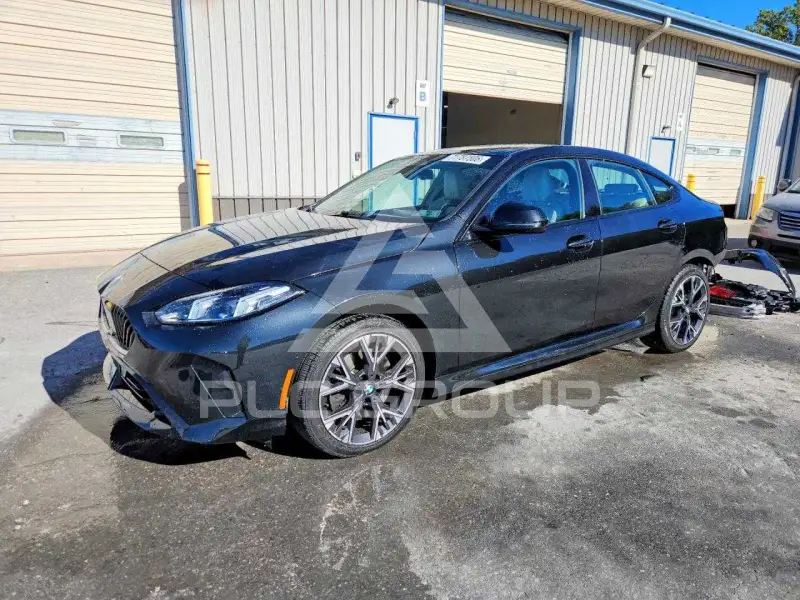 2025 BMW 228 photo