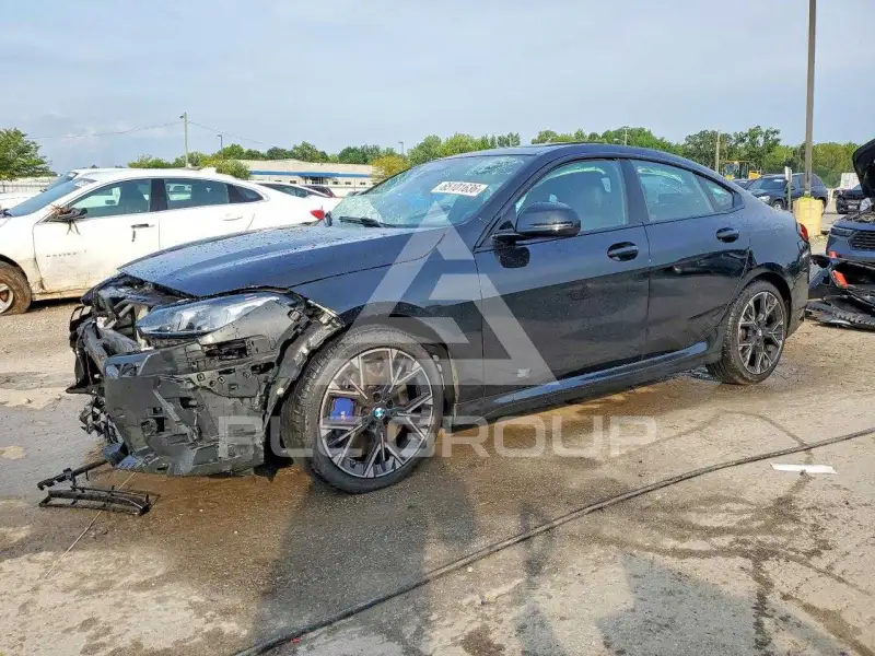 2025 BMW 228 фото