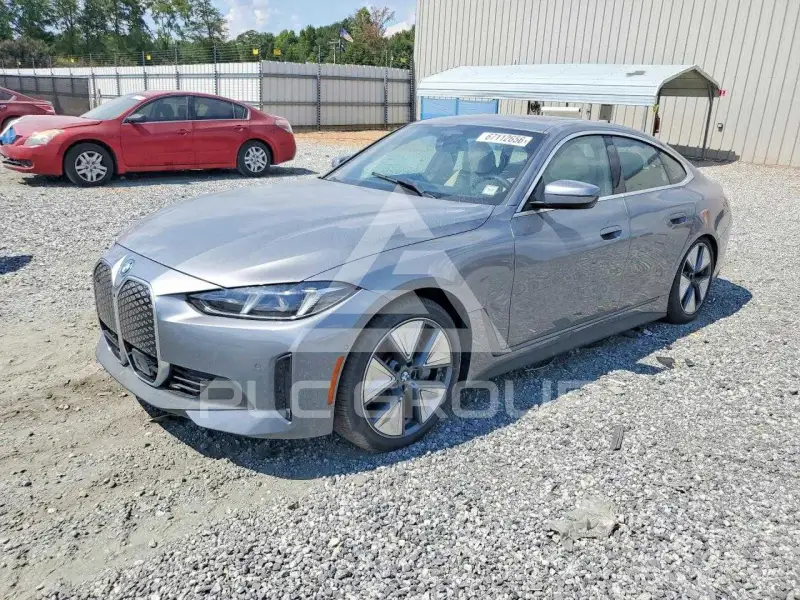2025 BMW I4 фото