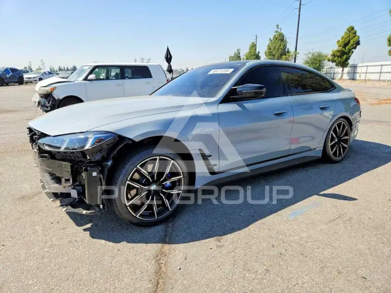 2025 BMW I4 фото