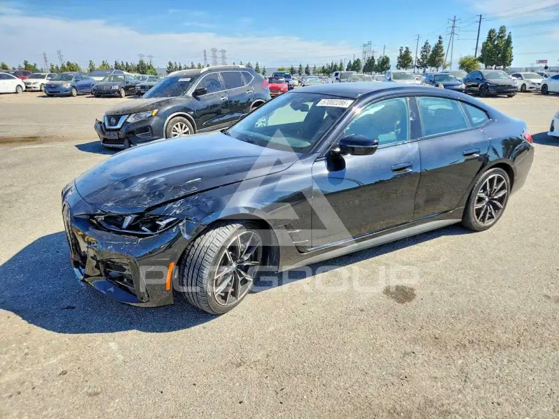 2025 BMW I4 photo