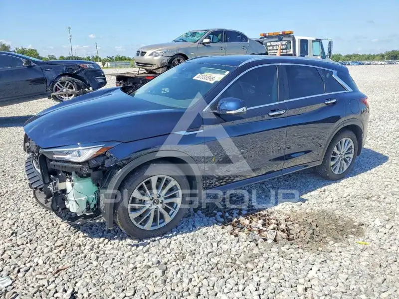 2025 Infinity QX50 photo