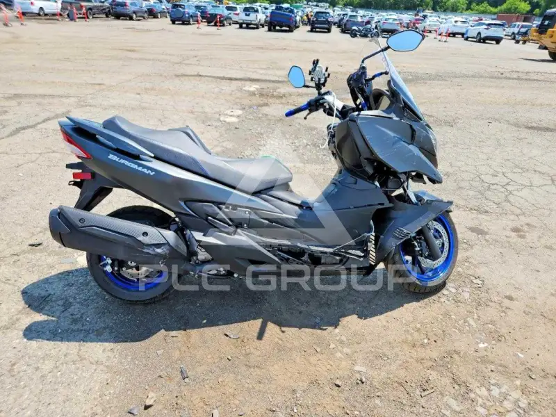 2025 Suzuki AN400 фото
