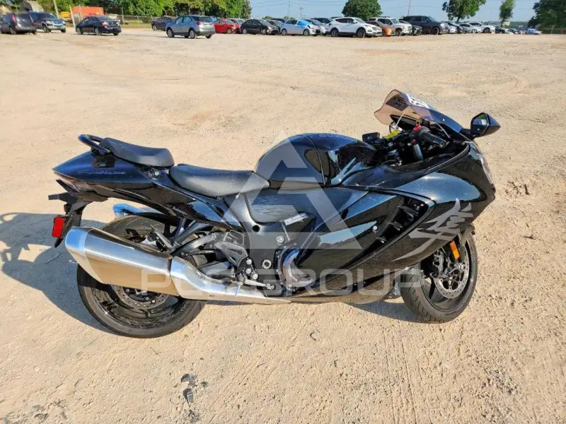 2025 Suzuki GSX1300 фото