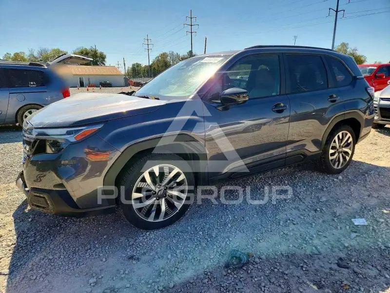 2025 Subaru Forester фото