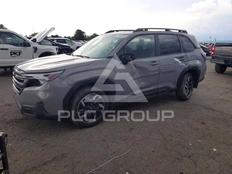 2025 Subaru Forester фото