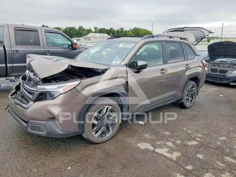 2025 Subaru Forester фото
