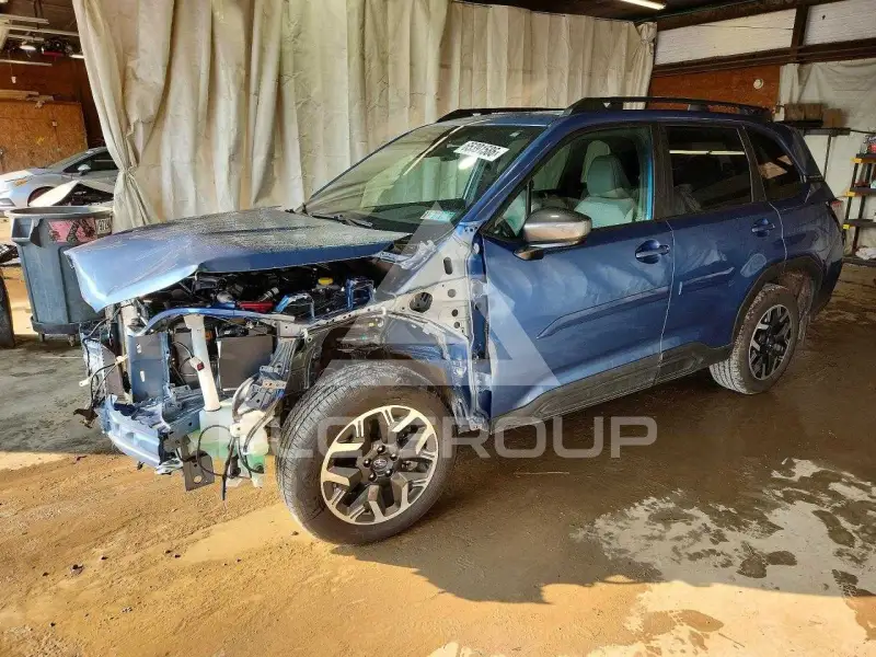 2025 Subaru Forester фото