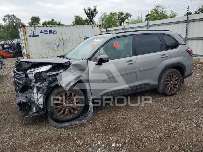 2025 Subaru Forester photo