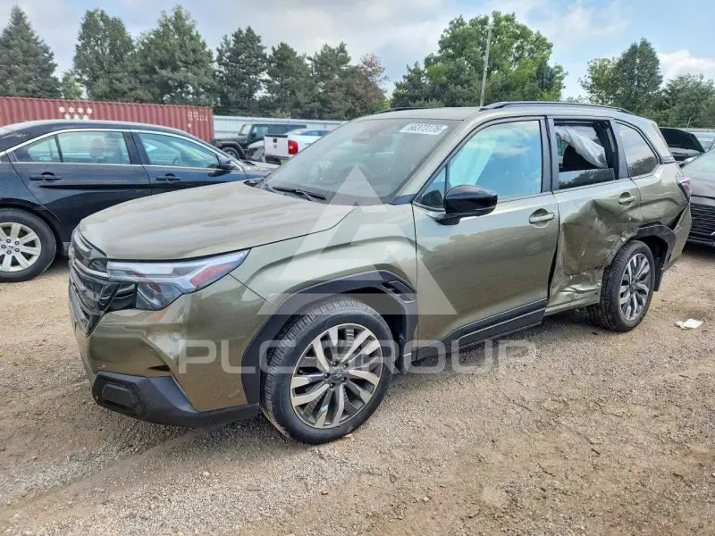 2025 Subaru Forester фото