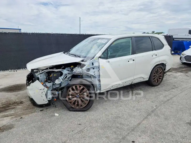 2025 Subaru Forester photo
