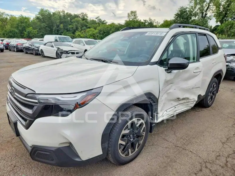 2025 Subaru Forester фото