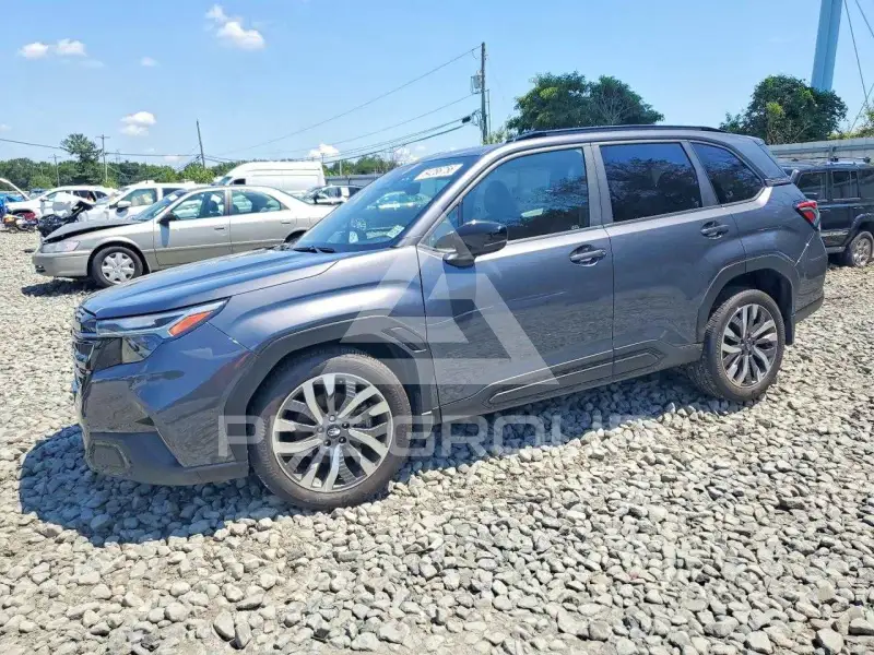 2025 Subaru Forester фото