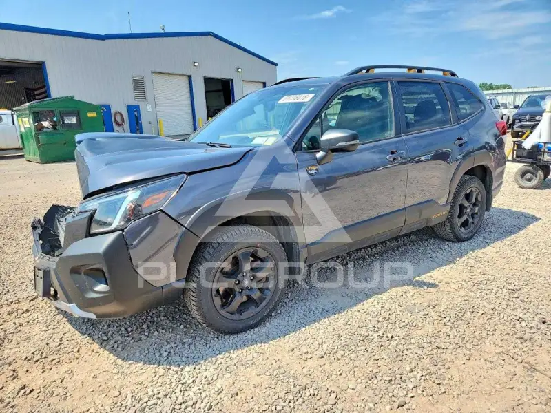 2025 Subaru Forester фото