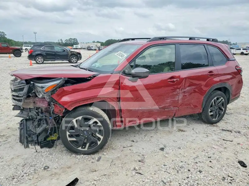 2025 Subaru Forester фото