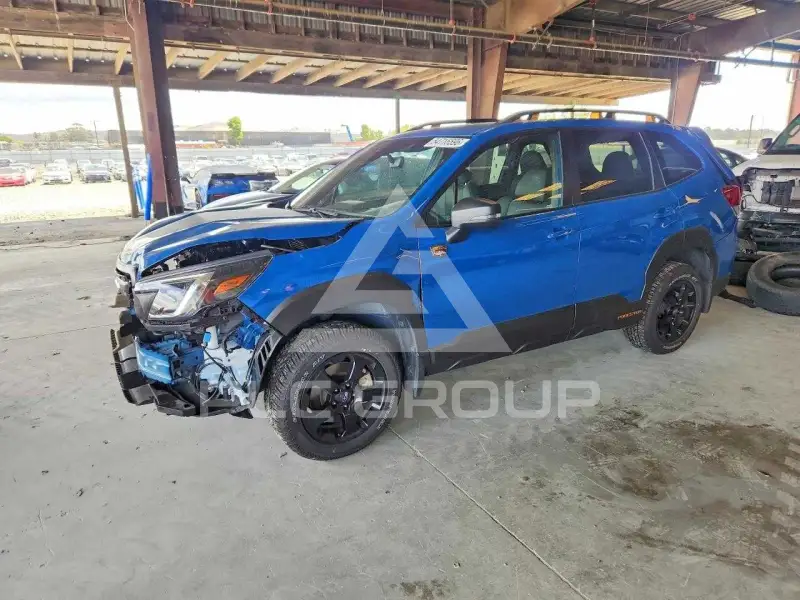 2025 Subaru Forester фото