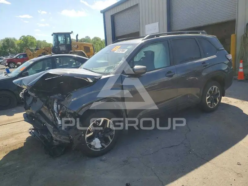 2025 Subaru Forester фото