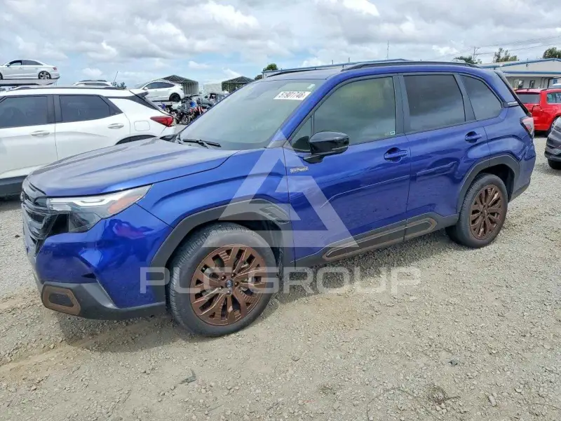 2025 Subaru Forester фото