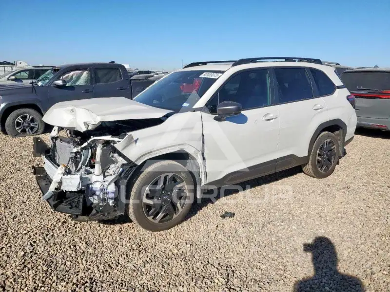 2025 Subaru Forester фото