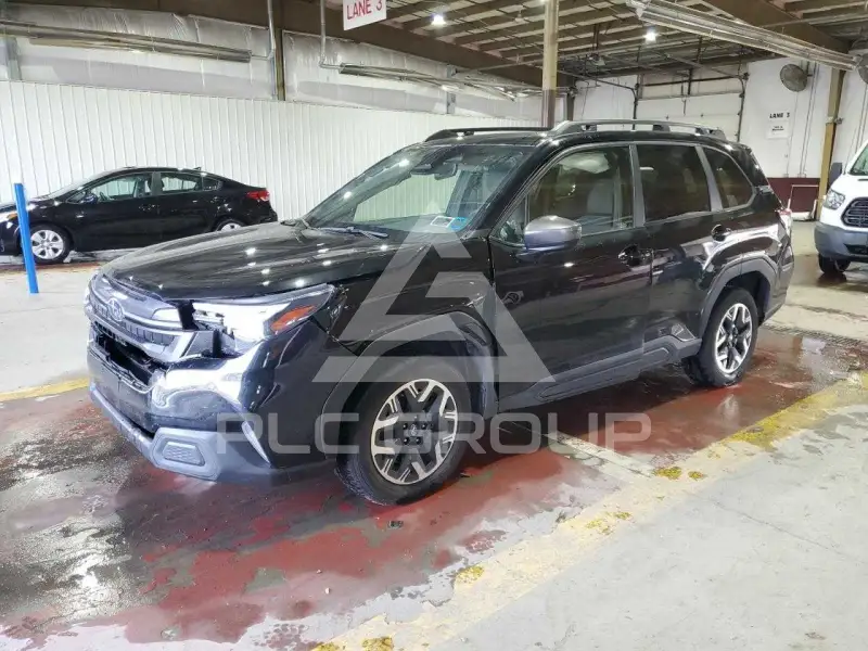 2025 Subaru Forester photo