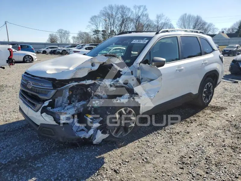 2025 Subaru Forester фото