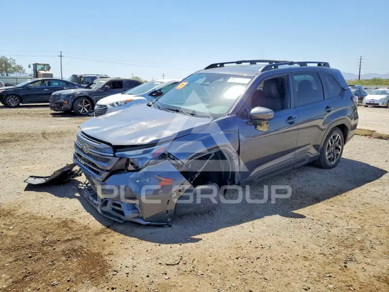 2025 Subaru Forester фото