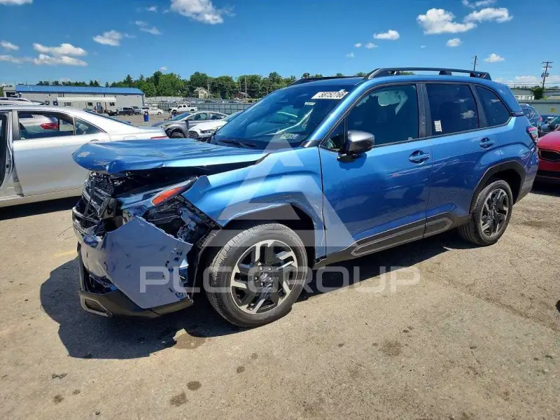 2025 Subaru Forester photo