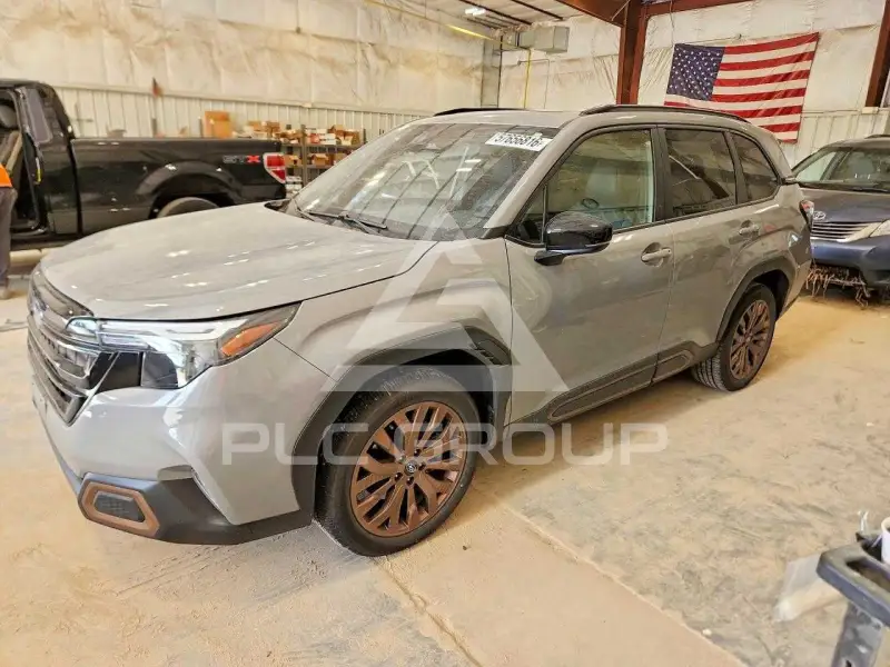 2025 Subaru Forester photo