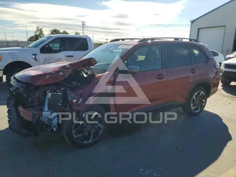 2025 Subaru Forester фото