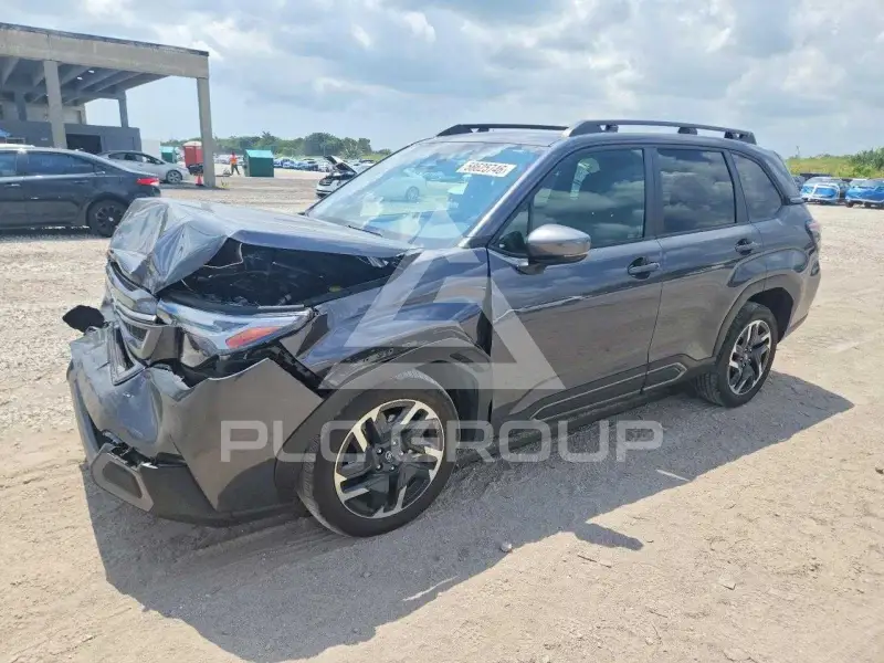 2025 Subaru Forester photo