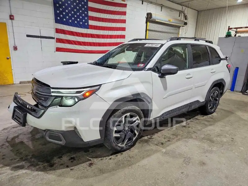 2025 Subaru Forester фото