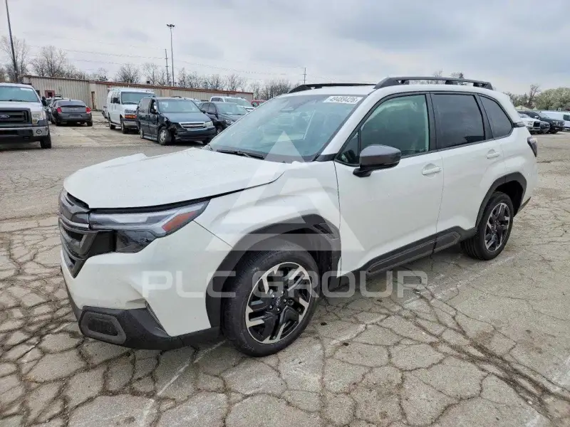 2025 Subaru Forester фото